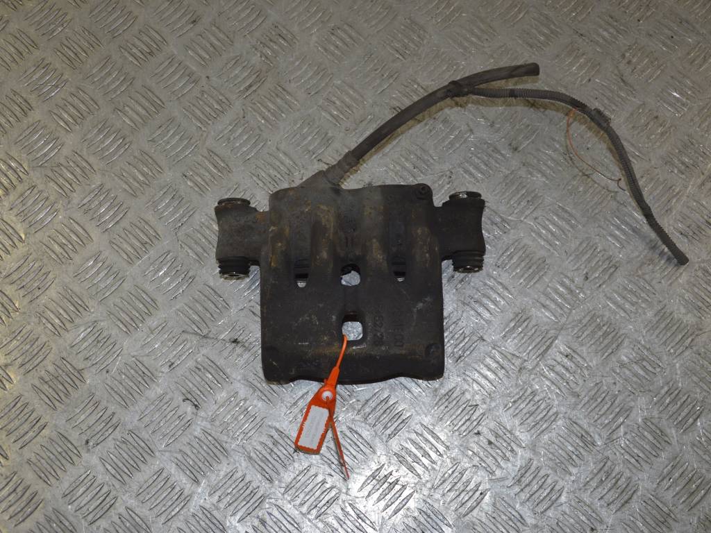 Суппорт передний левый