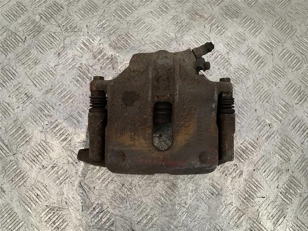 Суппорт передний левый