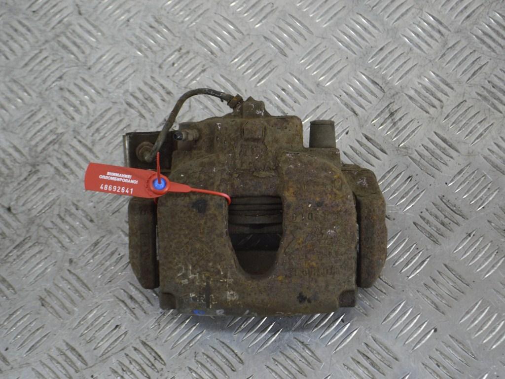 Суппорт передний правый