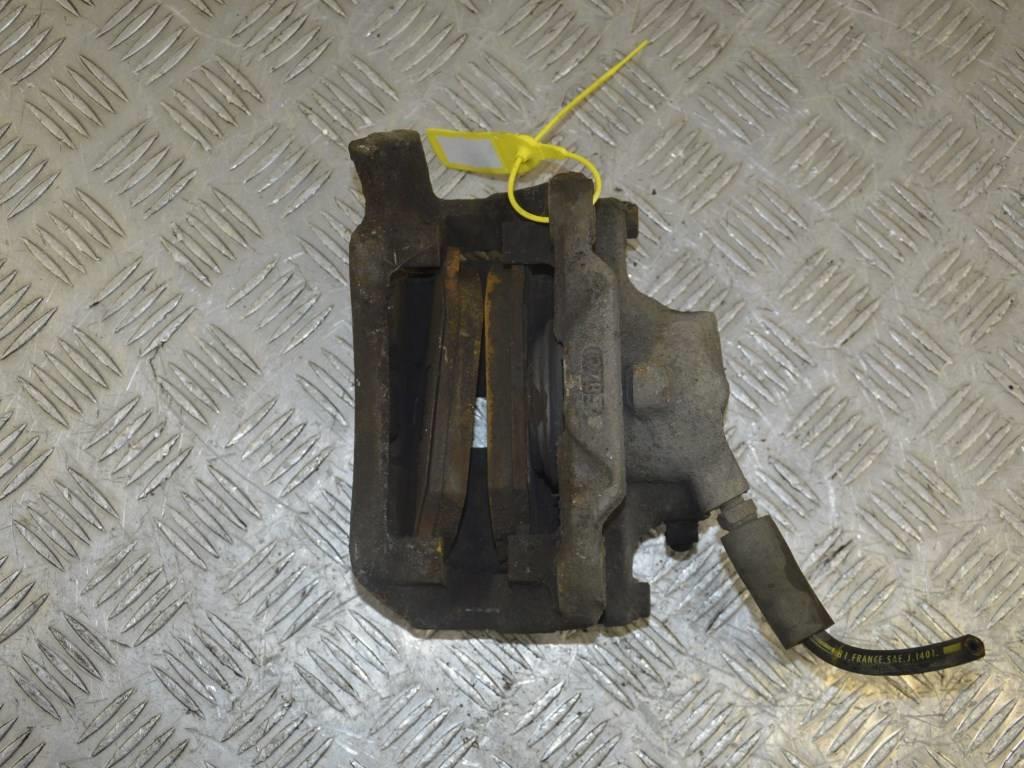 Суппорт передний правый Renault Laguna 1 (1993-2001)