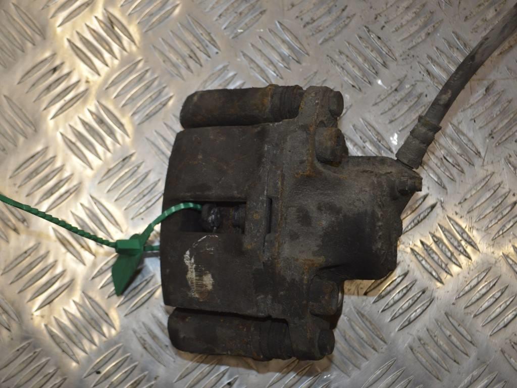 Суппорт передний правый Renault Logan 1 (2004-2014)