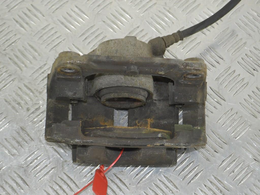 Суппорт передний правый