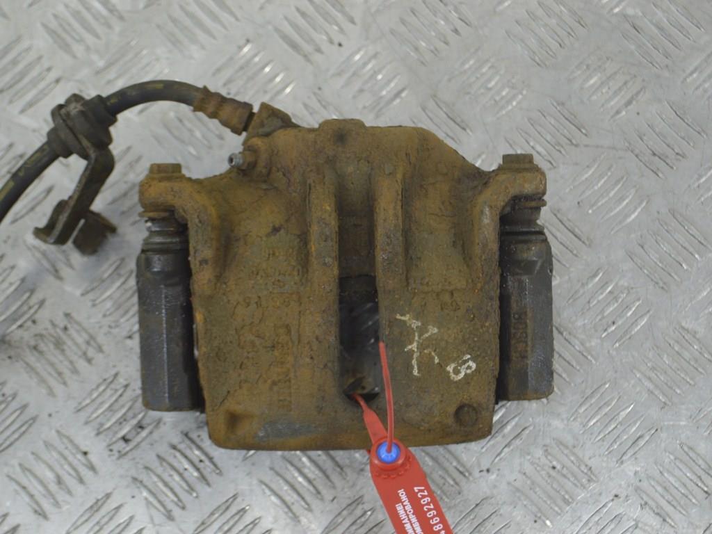 Суппорт передний правый Renault Scenic 2 (2003-2009)