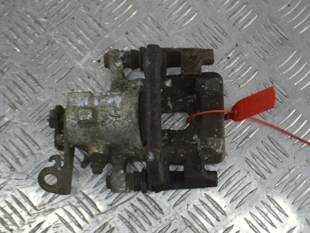 Суппорт задний правый Renault Scenic 1 (1996-2003)