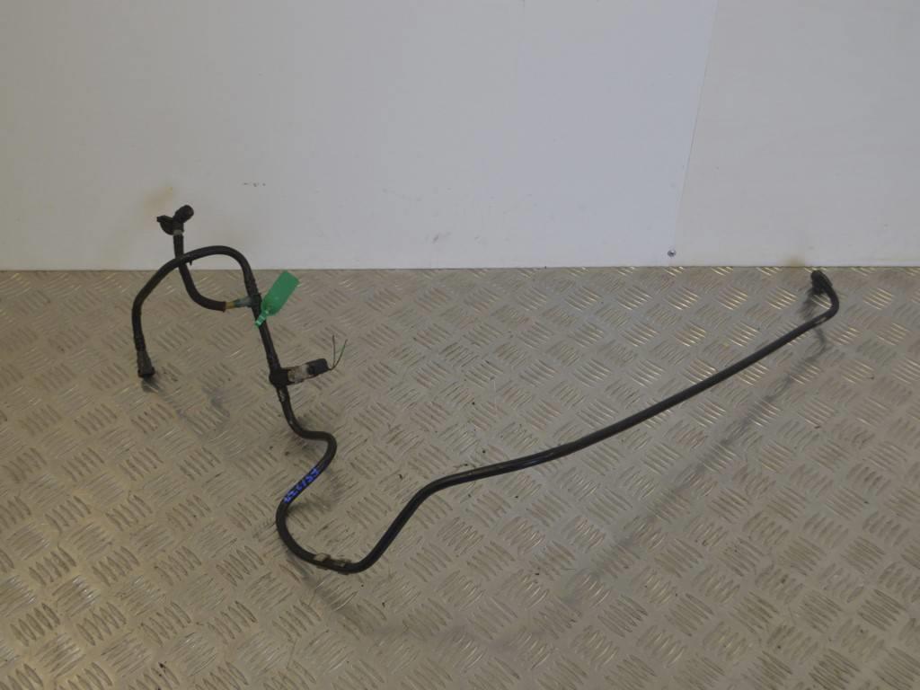 Трубка топливная