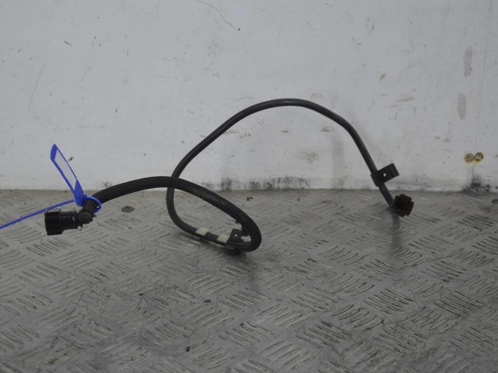 Трубка топливная