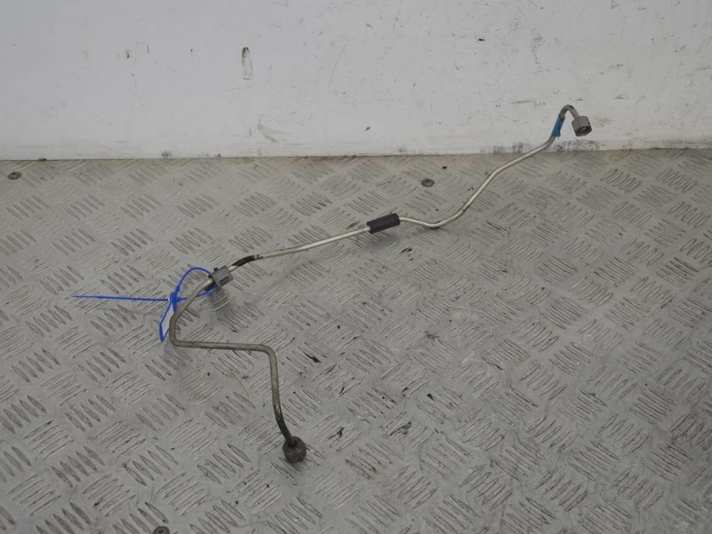 Трубка топливная