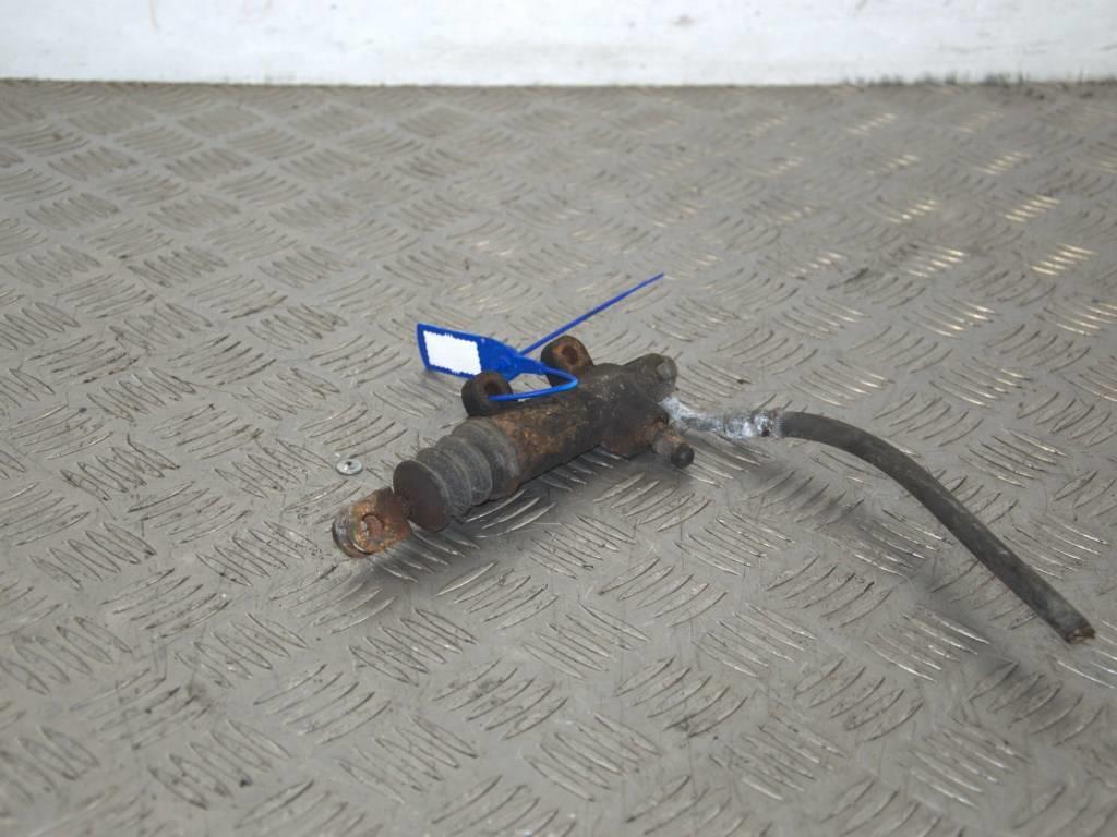 Цилиндр сцепления рабочий