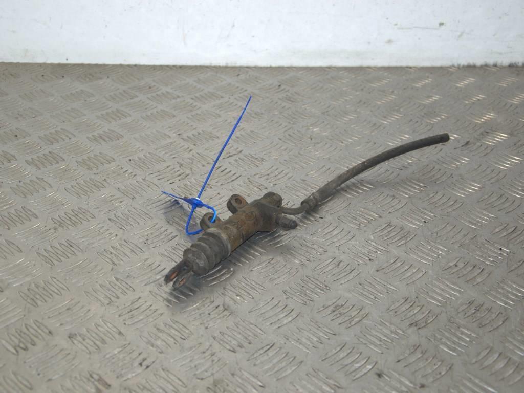 Цилиндр сцепления рабочий