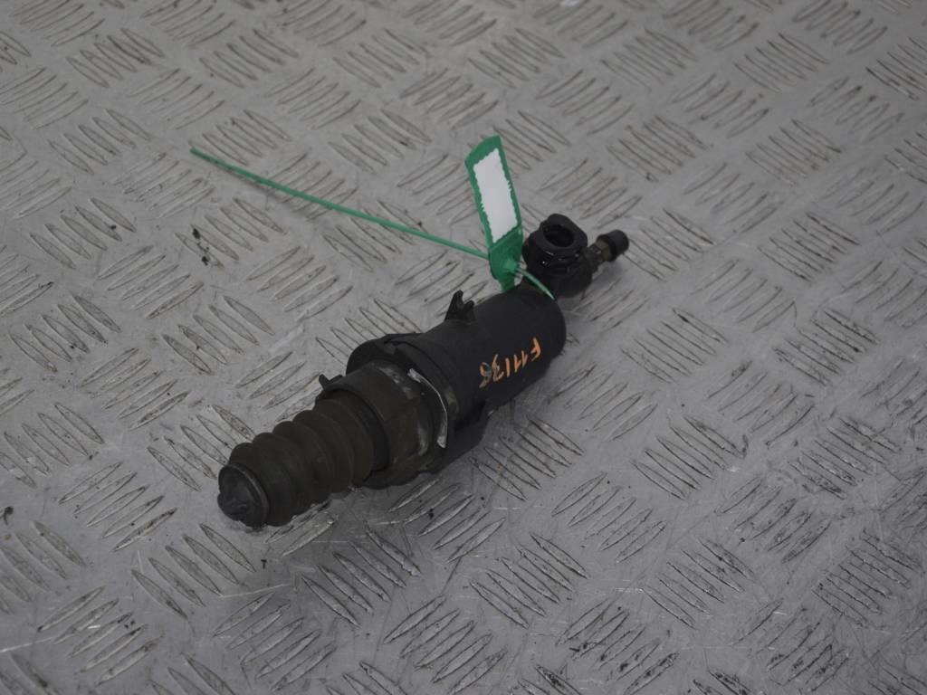 Цилиндр сцепления рабочий