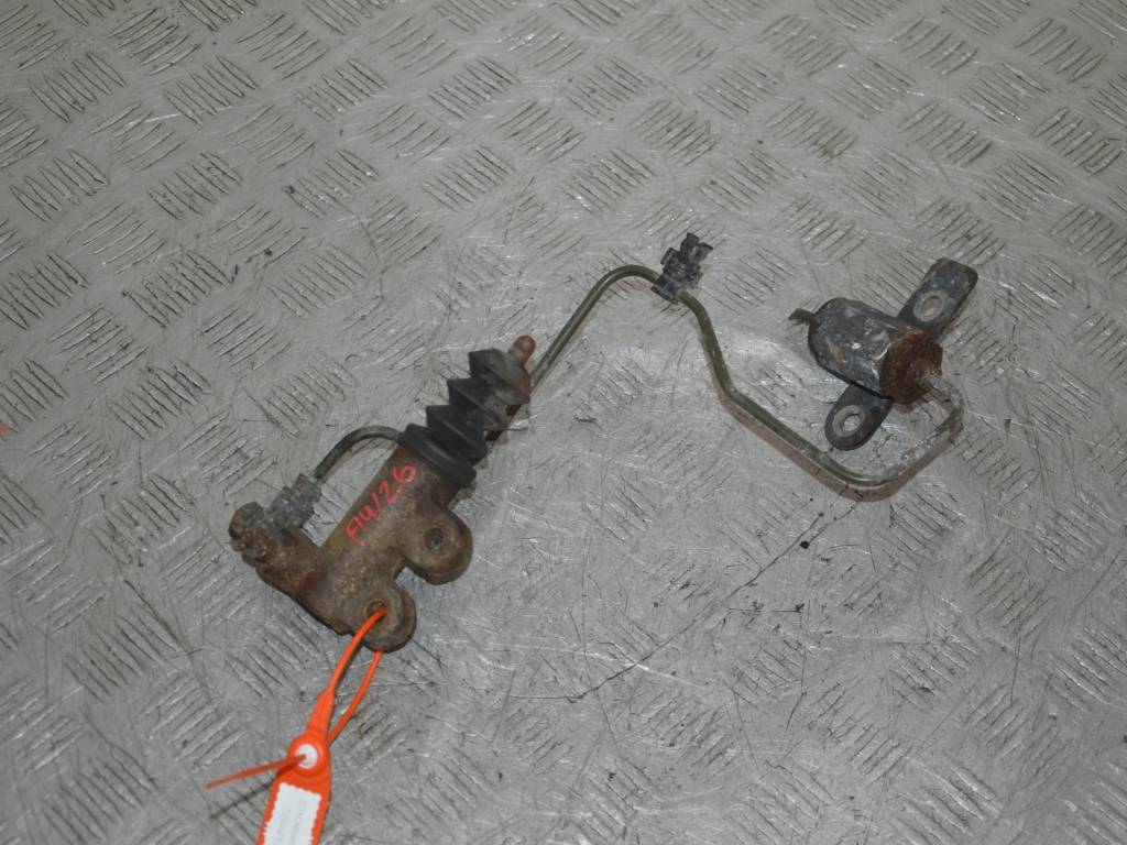 Цилиндр сцепления рабочий