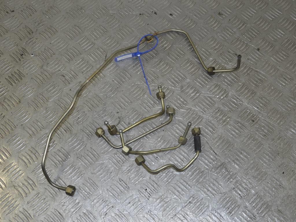 Трубка топливная