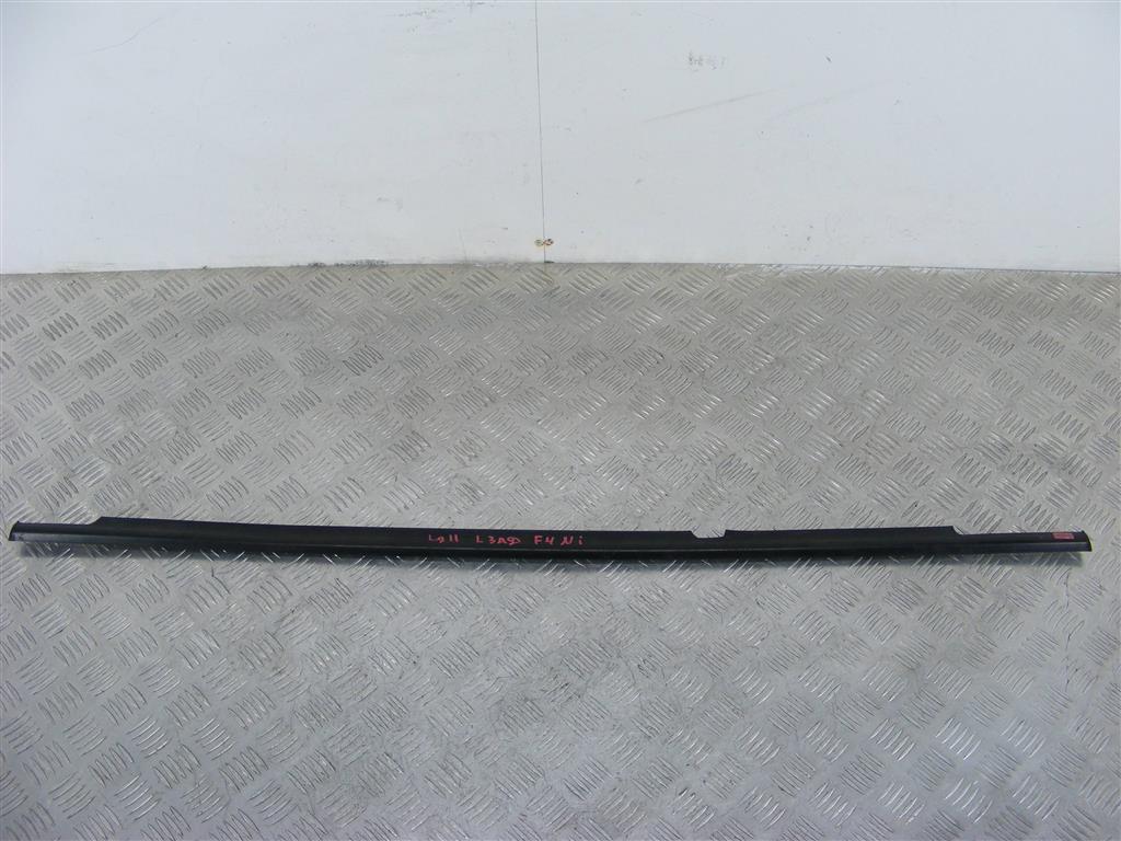 Уплотнитель Renault Laguna 2 (2001-2007)