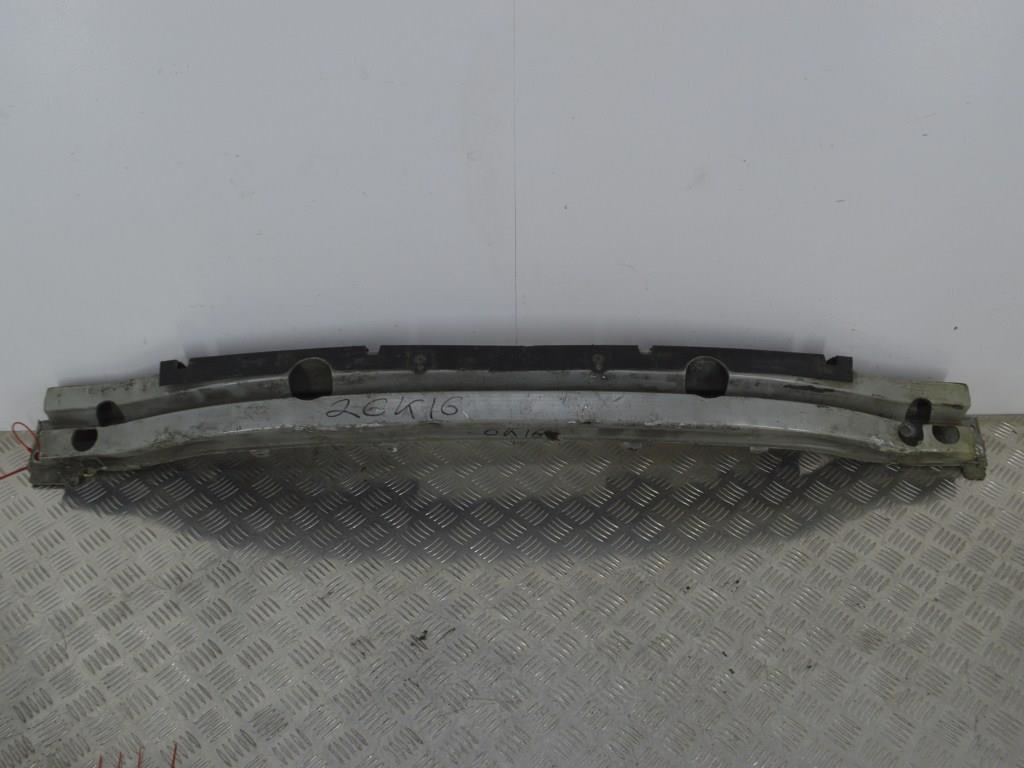 Усилитель бампера переднего