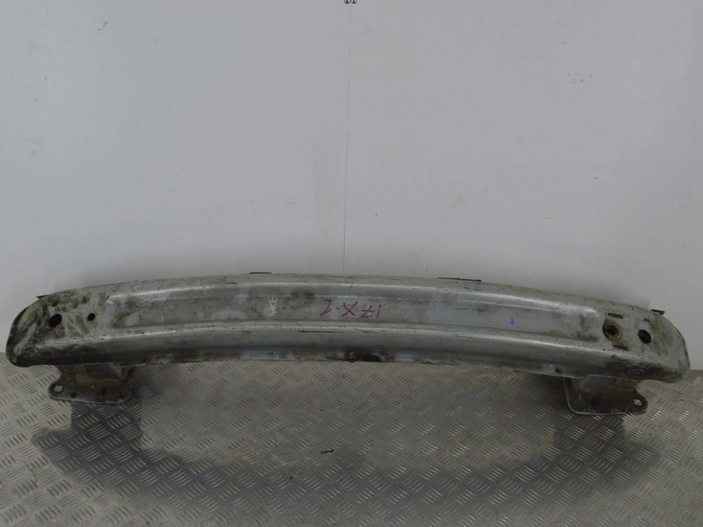 Усилитель бампера переднего