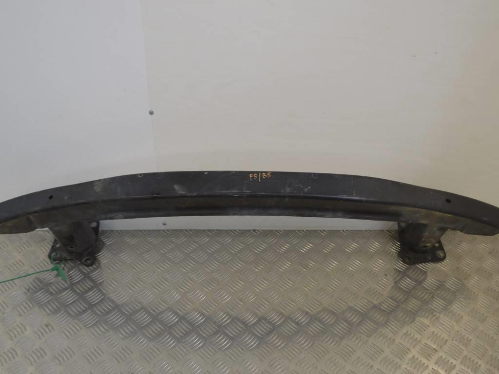 Усилитель бампера переднего