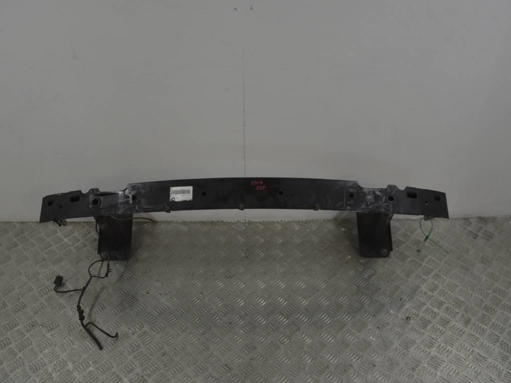 Усилитель бампера переднего