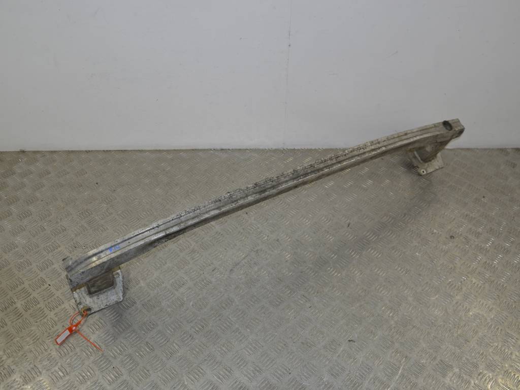 Усилитель бампера заднего