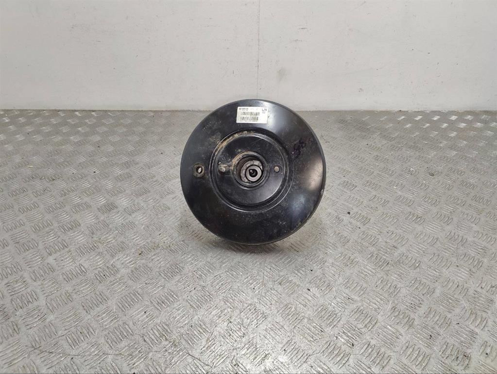 Вакуумный усилитель тормозов