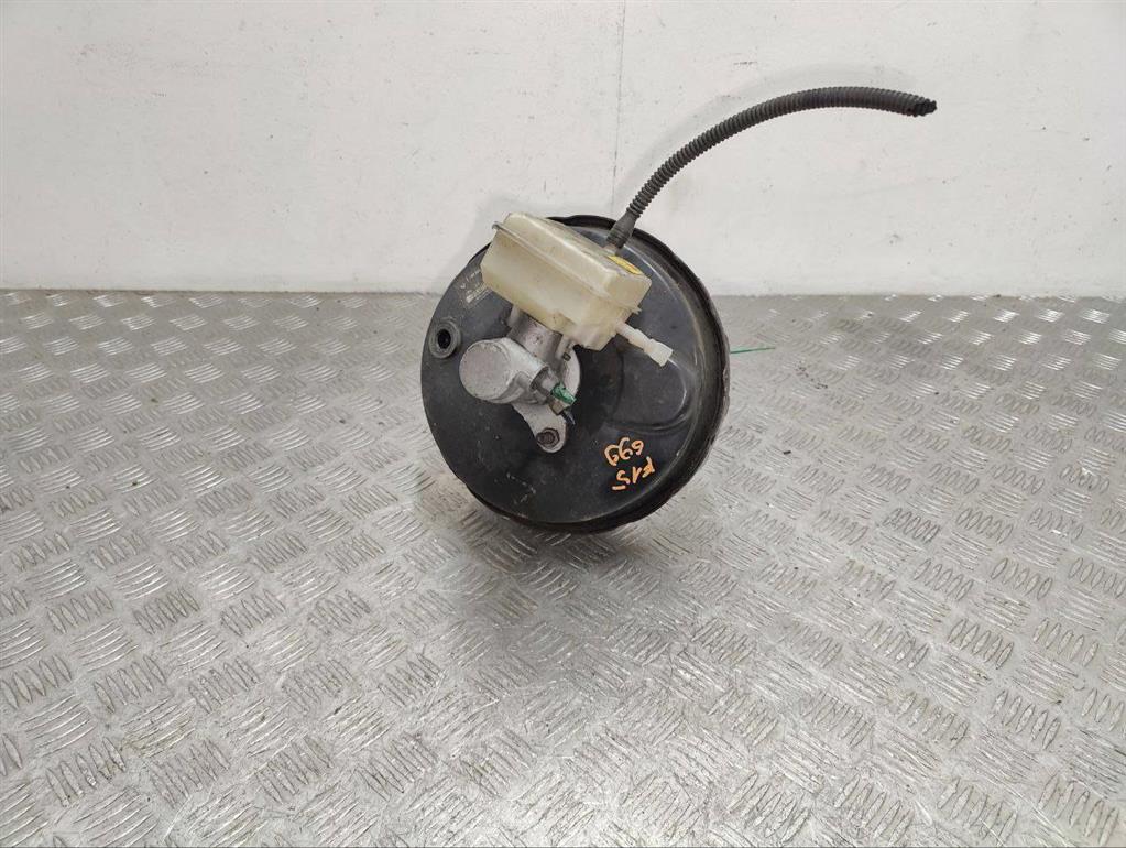 Вакуумный усилитель тормозов