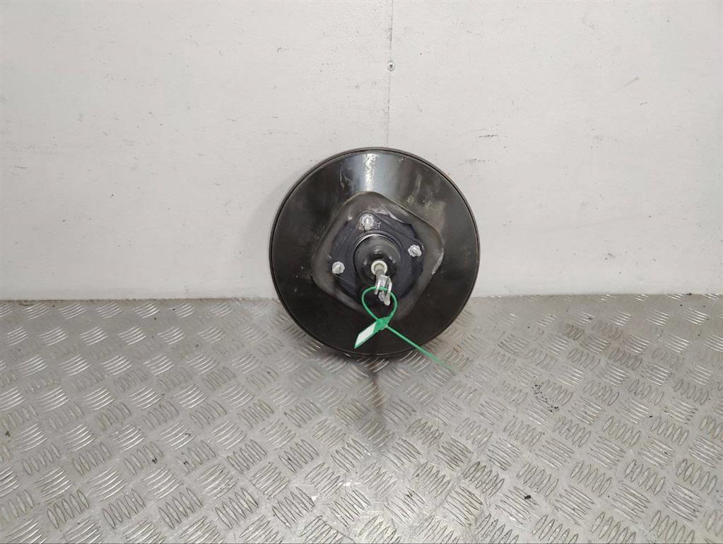 Вакуумный усилитель тормозов