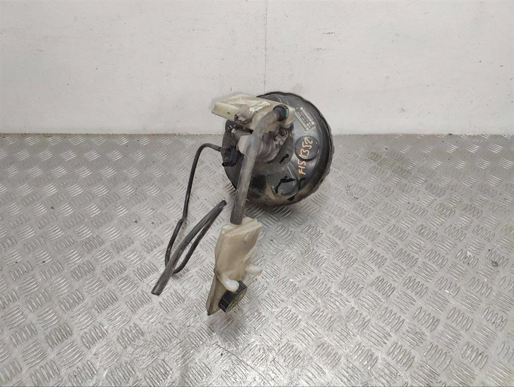 Вакуумный усилитель тормозов