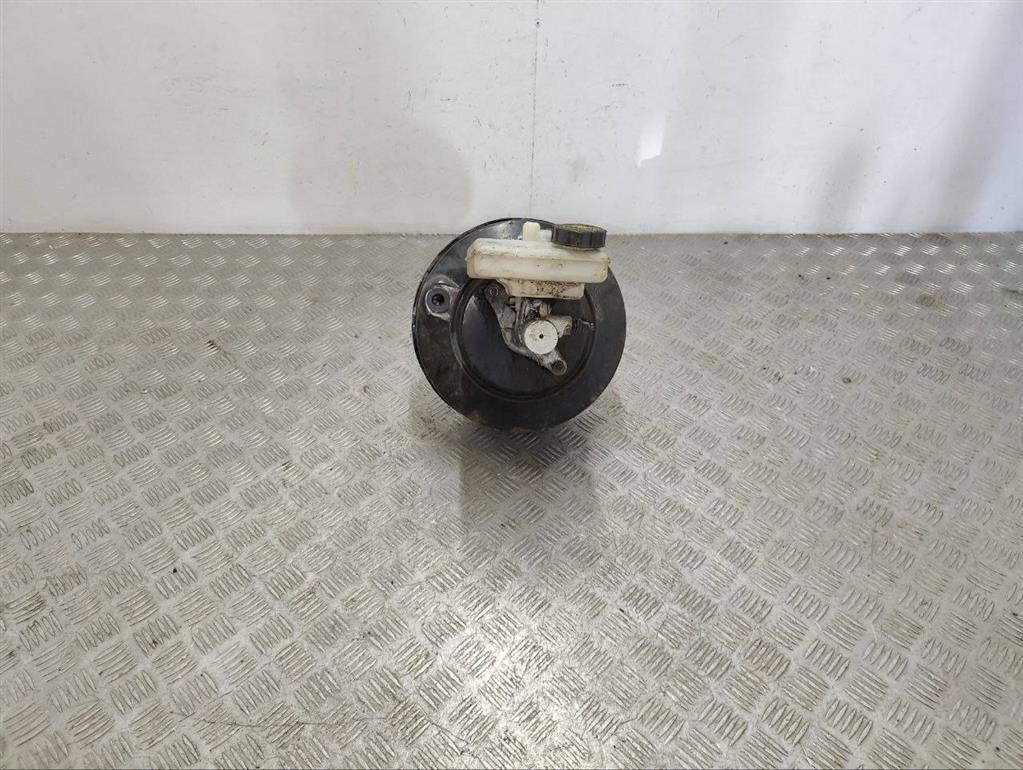 Вакуумный усилитель тормозов