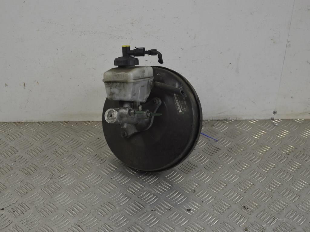 Вакуумный усилитель тормозов