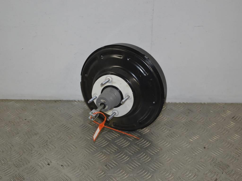 Вакуумный усилитель тормозов