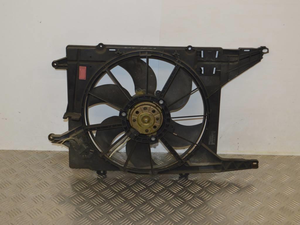 Вентилятор радиатора Renault Kangoo 1 (1997-2007) 7700428659