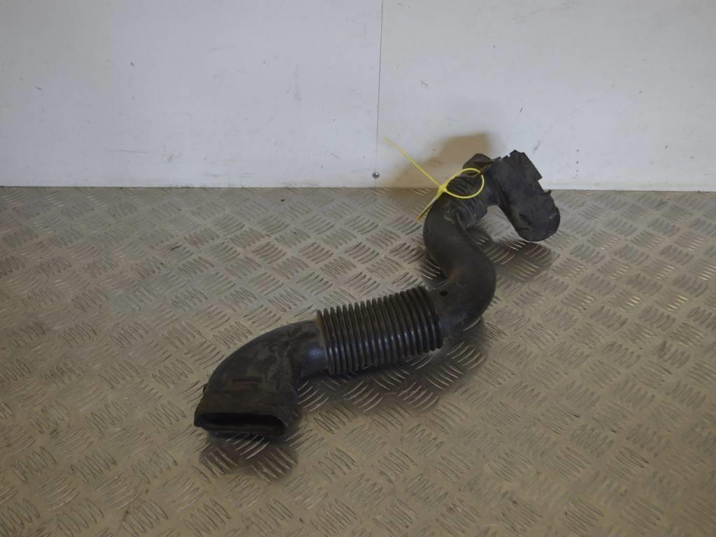 Воздухозаборник Renault Scenic 1 (1996-2003) 7700115570