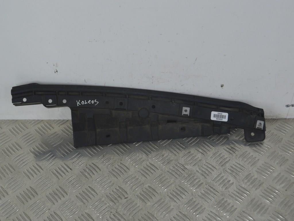 Заглушка (решетка) в бампер