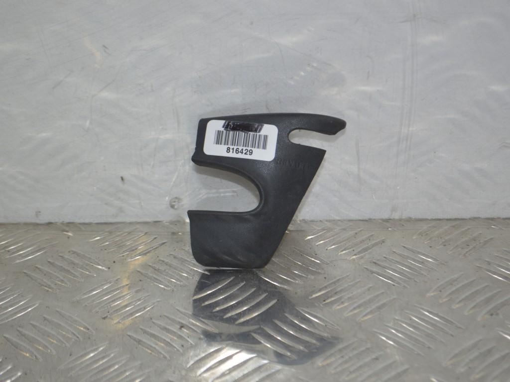 Заглушка (решетка) в бампер Renault Megane 1 (1996-2002) 7700834259