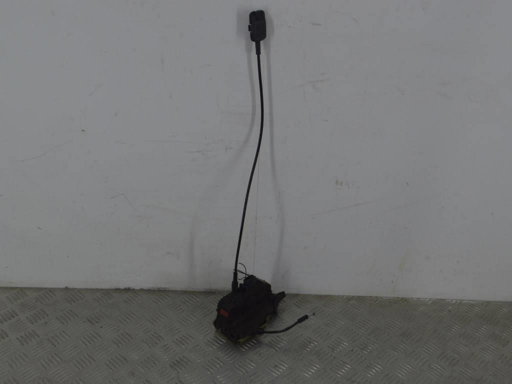 Замок двери передней левой Renault Megane 2 (2002-2008)