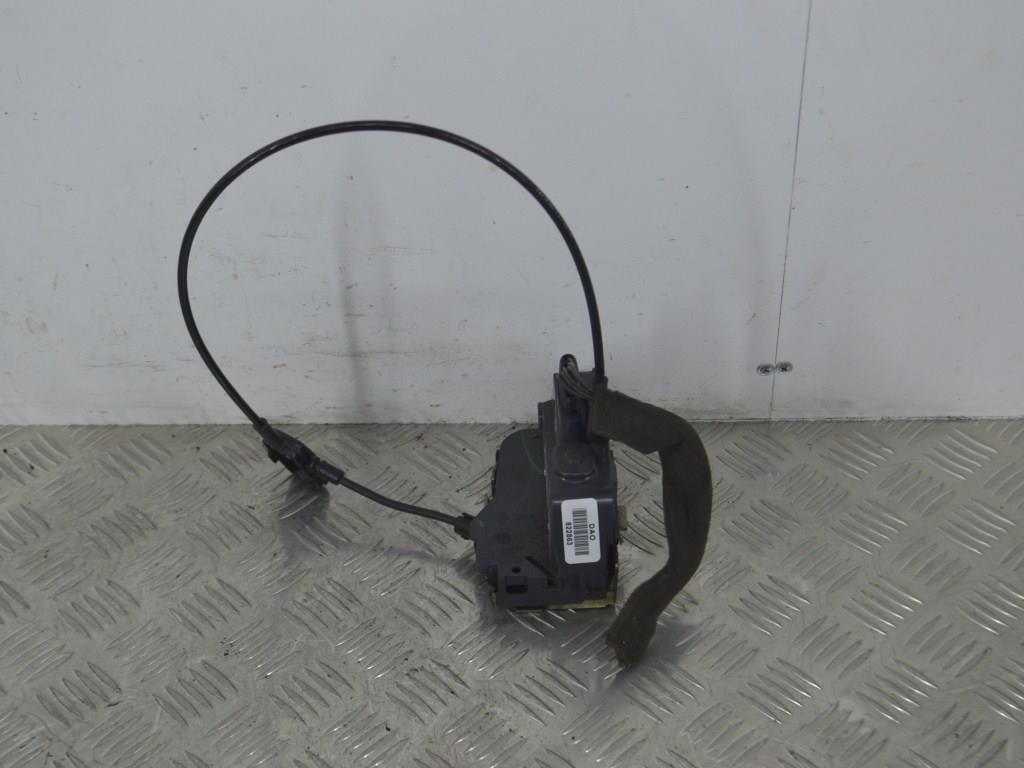 Замок двери передней правой