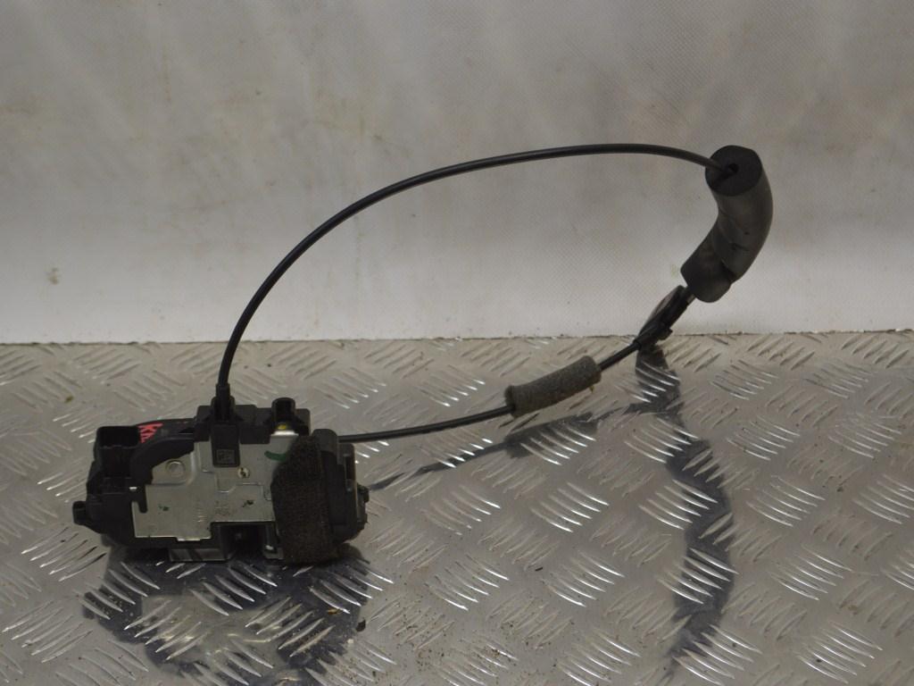 Замок двери передней правой Renault Scenic 3 (2008-2015) 805020006R