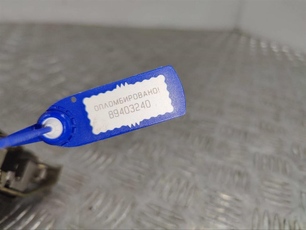 Замок двери передней правой