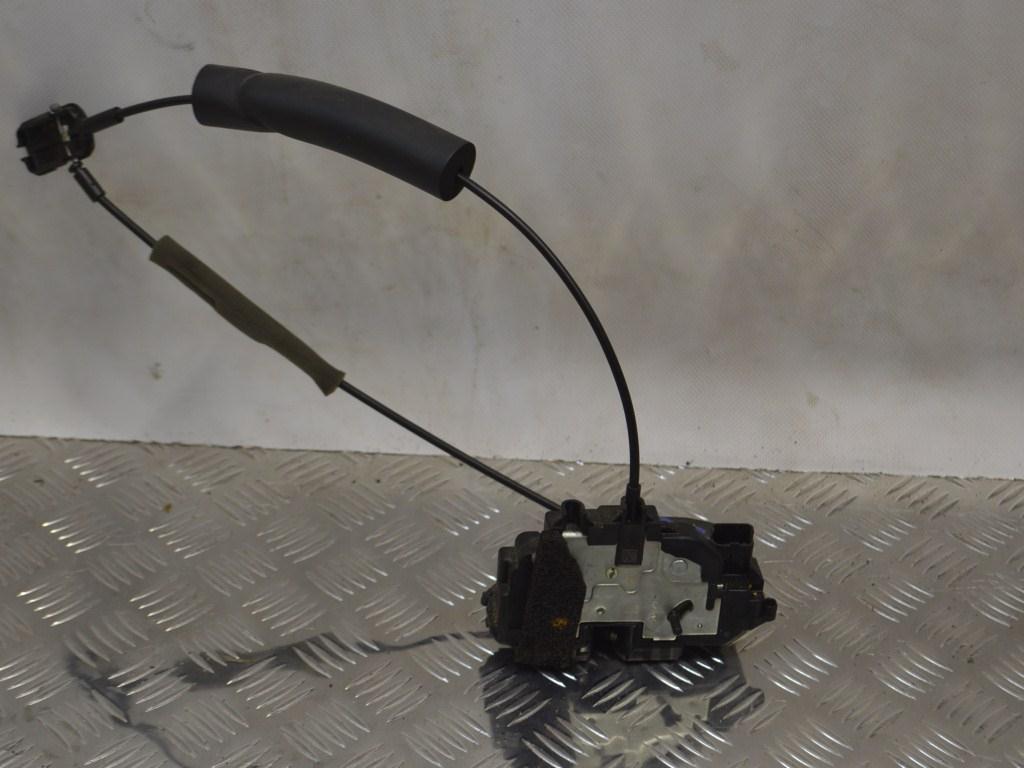 Замок двери задней левой Renault Megane 3 (2008-2019) 825038840R