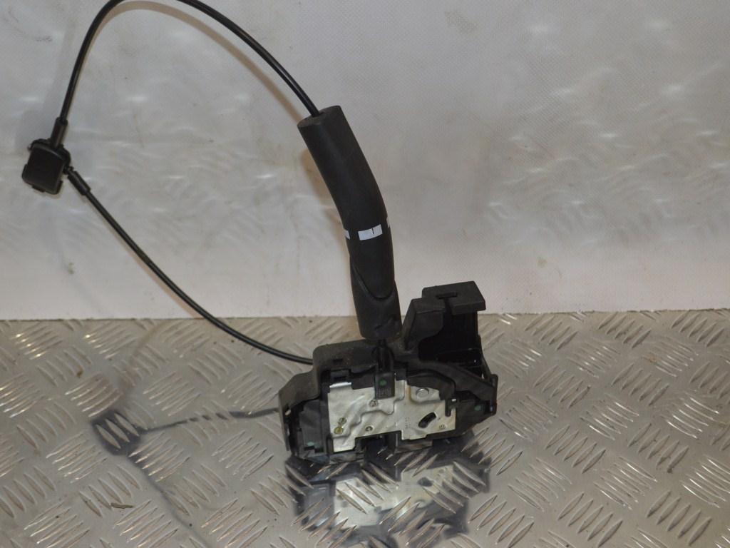 Замок двери задней левой Renault Scenic 3 (2008-2015) 825030005R