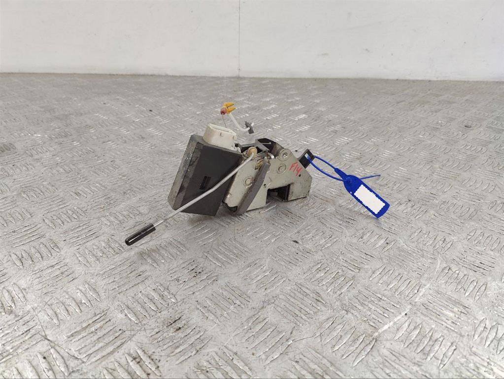 Замок двери задней левой