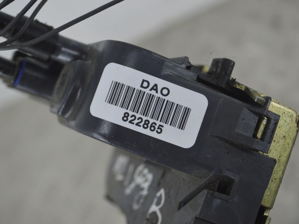 Замок двери задней правой