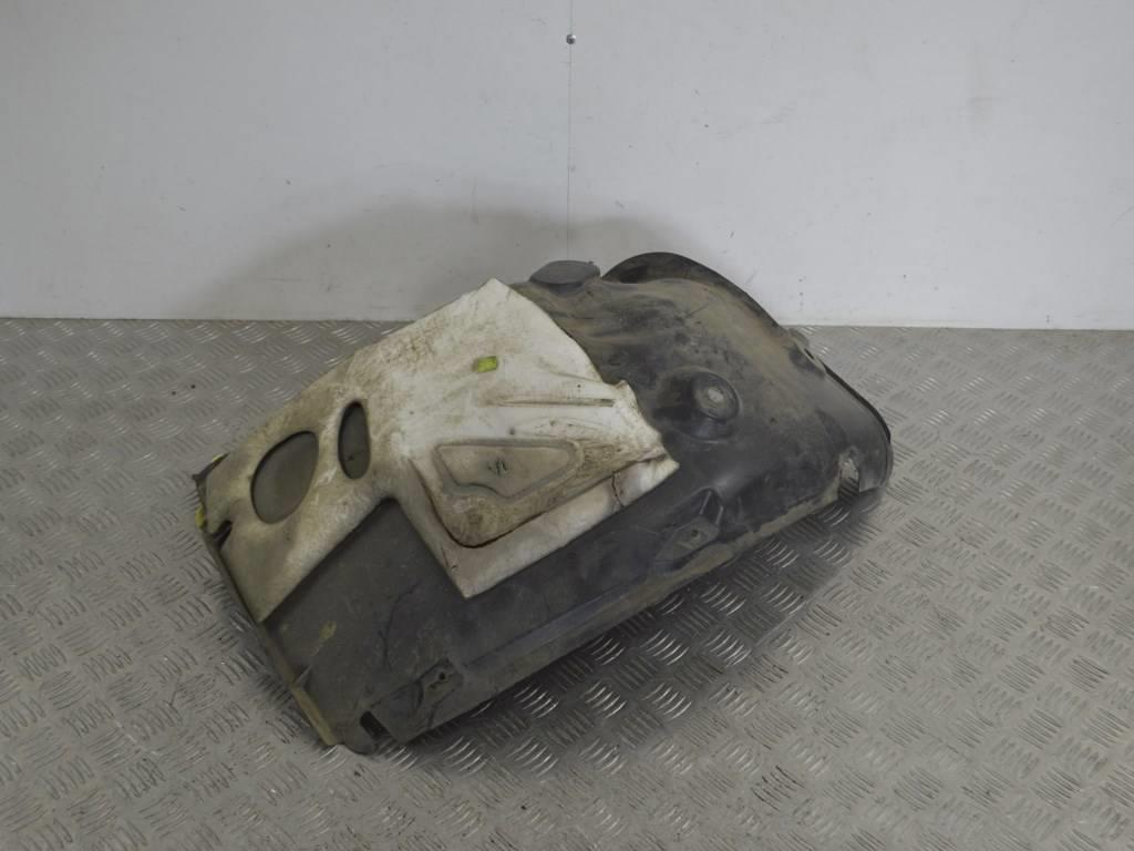 Защита арок передняя левая (подкрылок) Renault Megane 3 (2008-2019) 638453816R