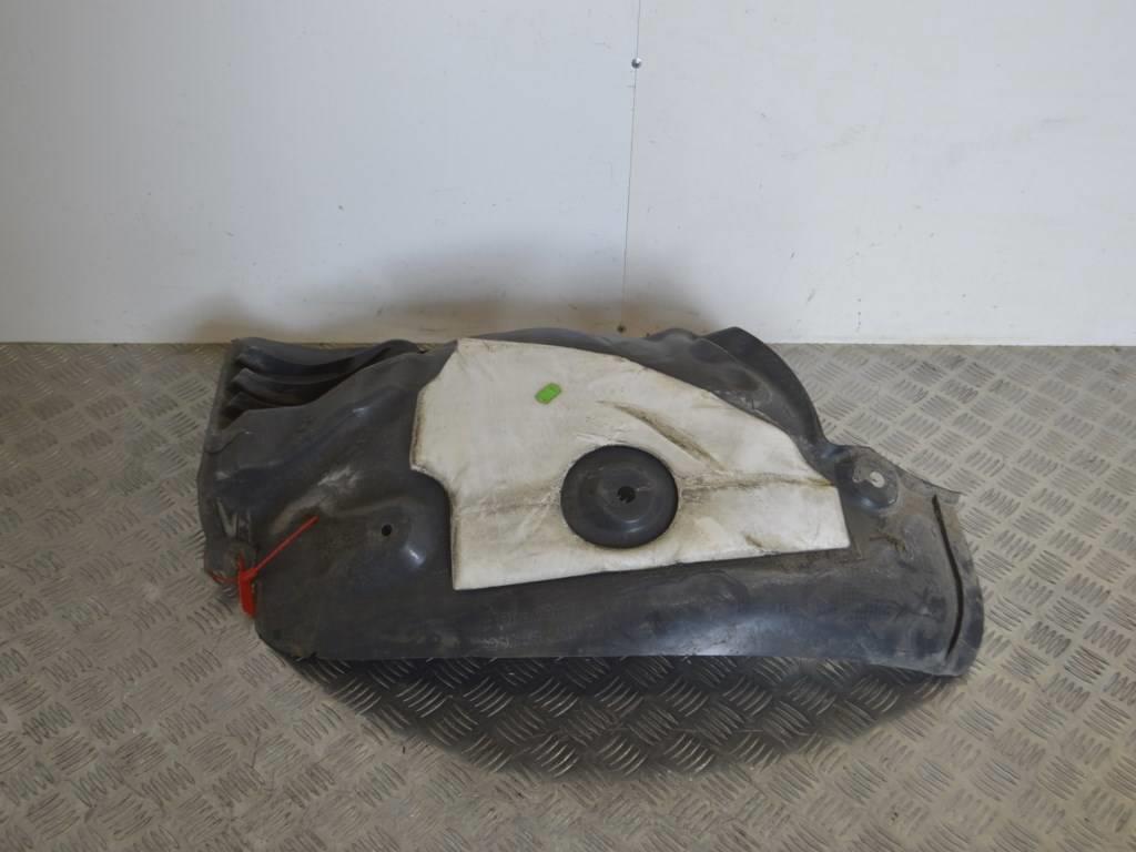 Защита арок передняя правая (подкрылок)