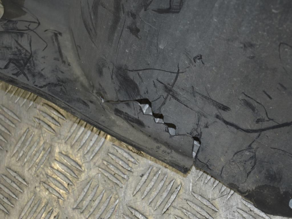 Защита арок передняя правая (подкрылок)