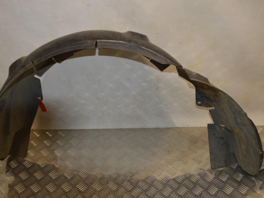 Защита арок задняя левая (подкрылок) Renault Espace 4 (2003-2010) 8200101013