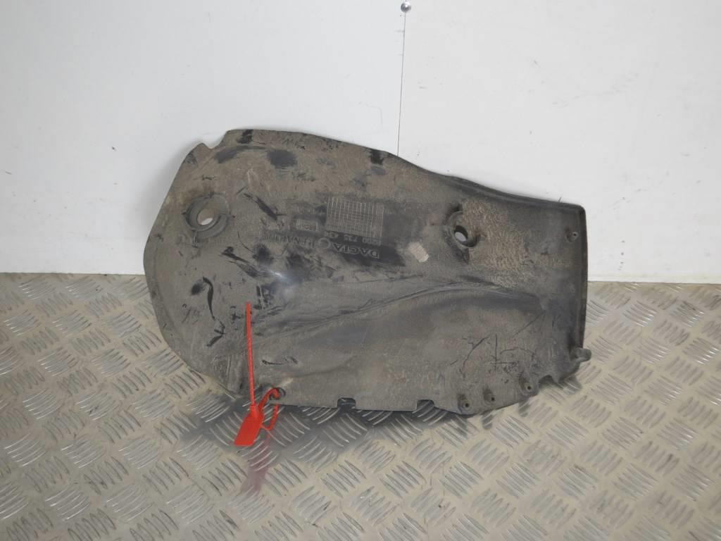 Защита арок задняя левая (подкрылок) Renault Sandero 1 (2009-2014) 8200735434