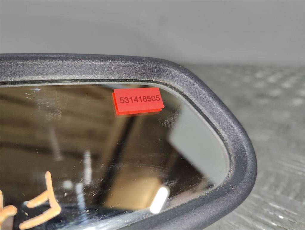 Зеркало салона